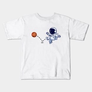 Astronaut plays Mars Soccer Kids T-Shirt